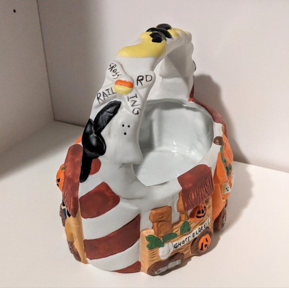Vintage Halloween ceramic basket - Picture 3 of 6